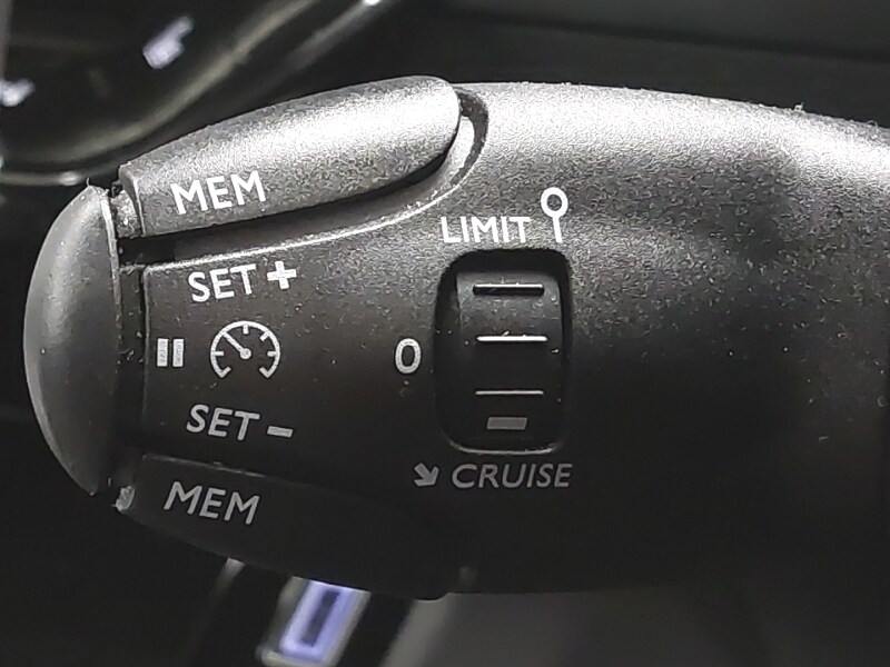 Used Peugeot 2008 2024 for sale - 76860308: Photo 15