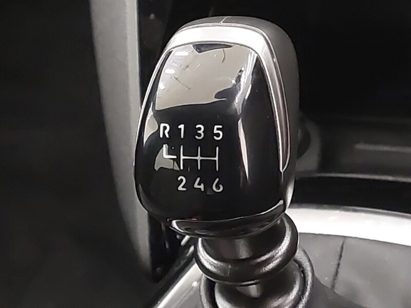 Used Peugeot 2008 2024 for sale - 76860308: Photo 17