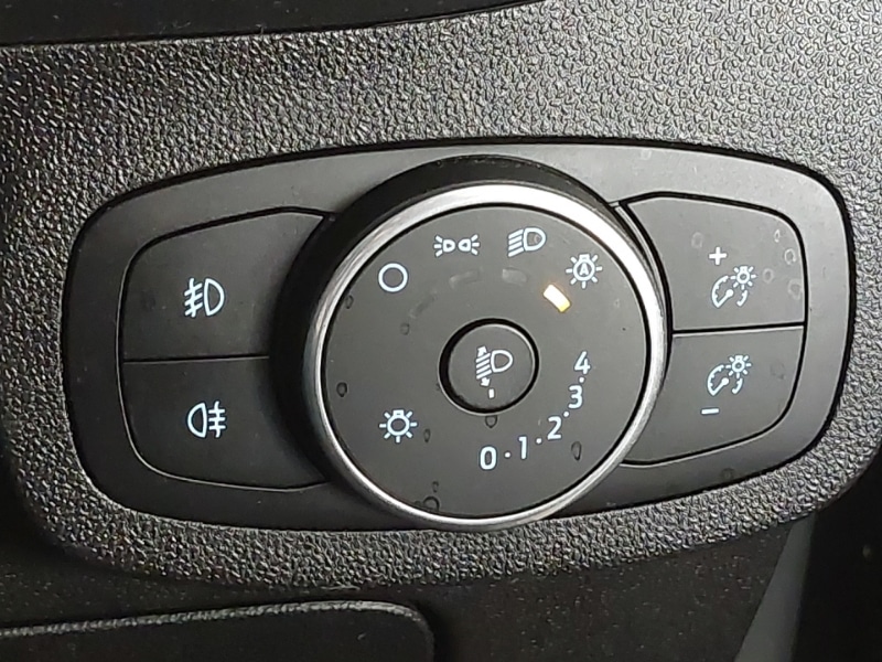 Used Ford Fiesta 2018 for sale - 76970335: Photo 17