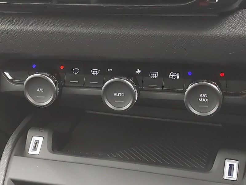 Used Citroen C4 2025 for sale - 77189817: Photo 17