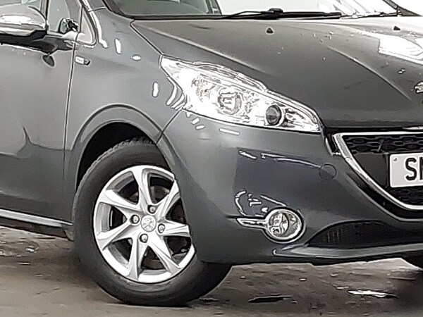 Used Peugeot 208 2015 for sale - 76221438: Photo 9