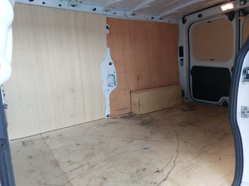 Used Renault Trafic 2023 for sale - 76450909: Photo 6