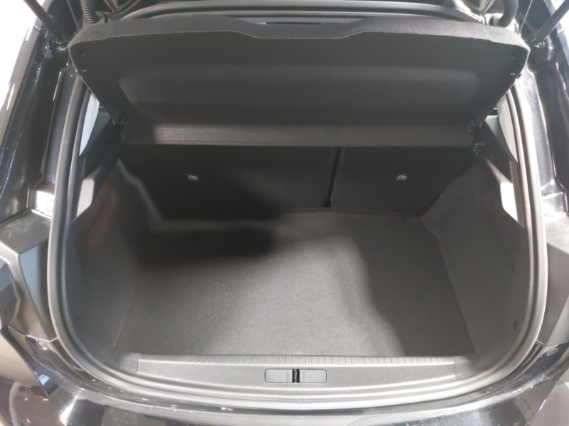 Used Vauxhall Corsa 2023 for sale - 76630610: Photo 8