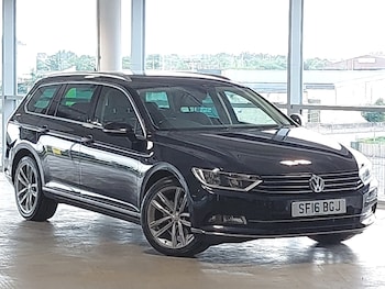 Volkswagen - Passat