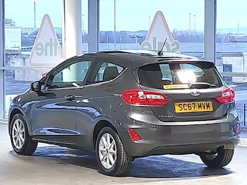 Used Ford Fiesta 2018 for sale - 77150006: Photo