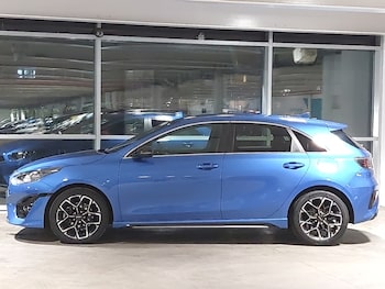 Used Kia Ceed 2023 for sale - 76695687: Photo