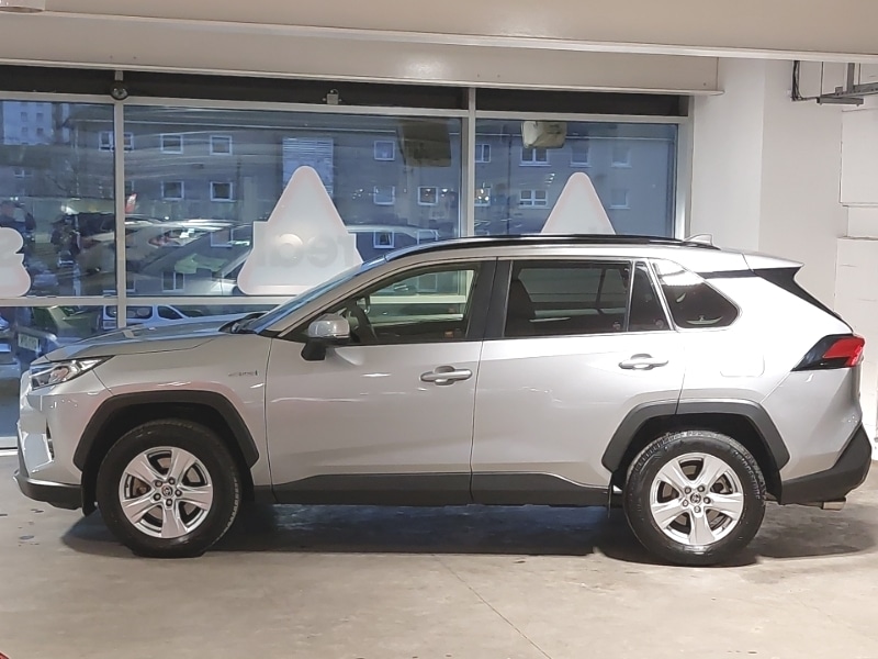 Used Toyota RAV4 2021 for sale - 77130056: Photo 4