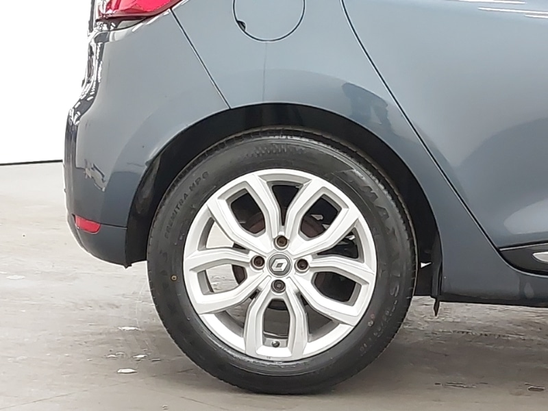 Used Renault Clio 2017 for sale - 76602272: Photo 12