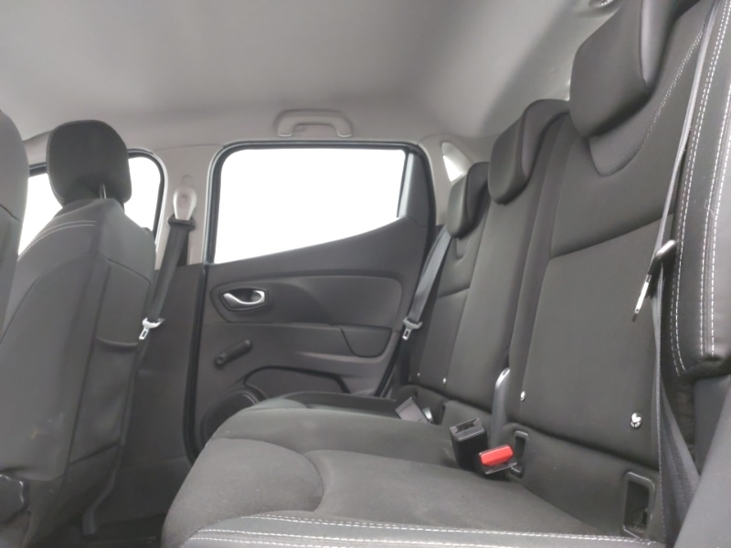 Used Renault Clio 2017 for sale - 76602272: Photo 6