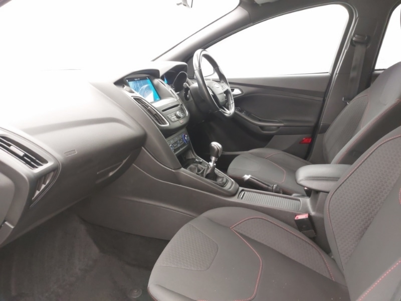 Used Ford Focus 2017 for sale - 77281504: Photo 5