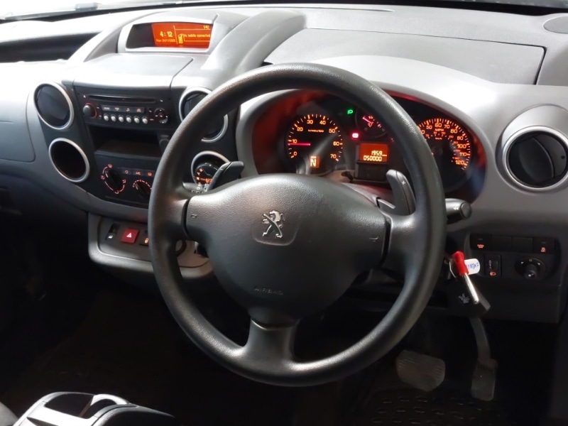 Used Peugeot Partner Tepee 2018 for sale - 76771314: Photo 12