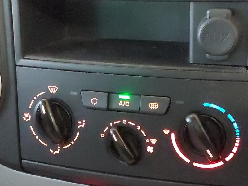 Used Peugeot Partner Tepee 2018 for sale - 76771314: Photo 15