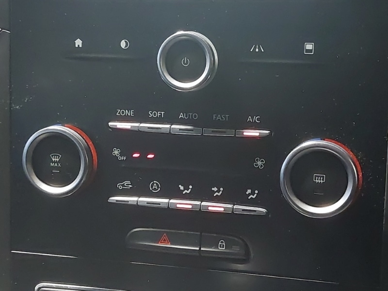 Used Renault Megane 2017 for sale - 77289933: Photo 13