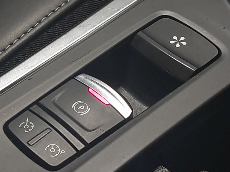 Used Renault Megane 2017 for sale - 77289933: Photo 15