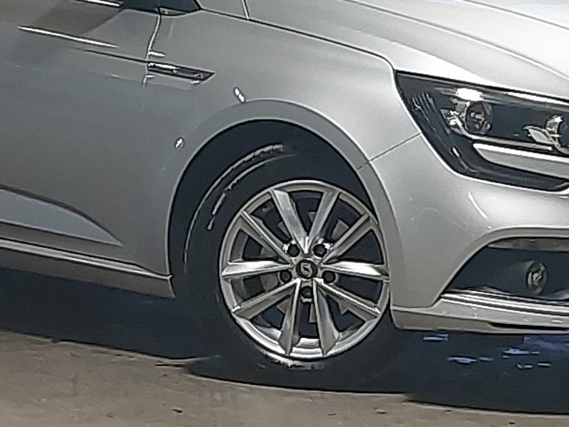 Used Renault Megane 2017 for sale - 77289933: Photo 9