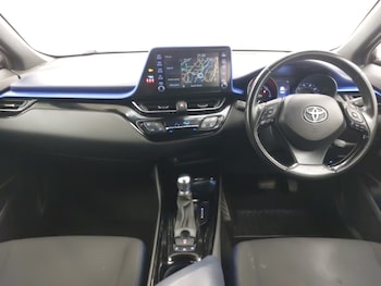 Used Toyota C-HR 2020 for sale - 78968396: Photo