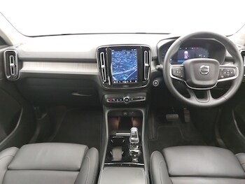 Used Volvo XC40 2024 for sale - 75988877: Photo