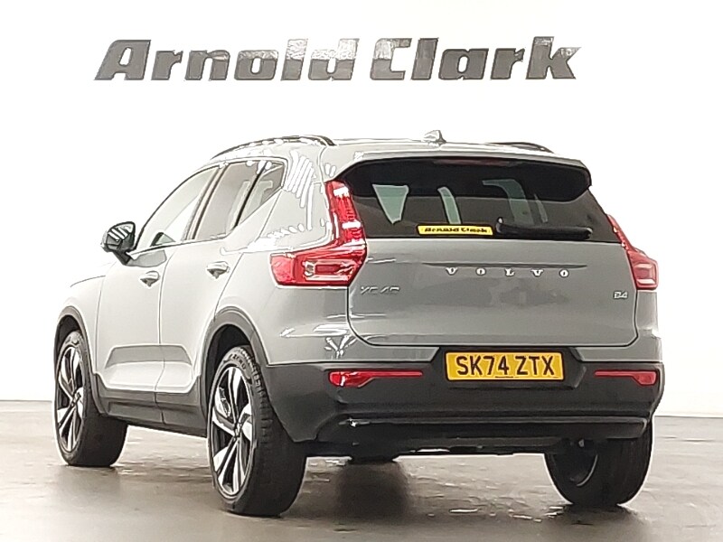 Used Volvo XC40 2024 for sale - 75988877: Photo 3