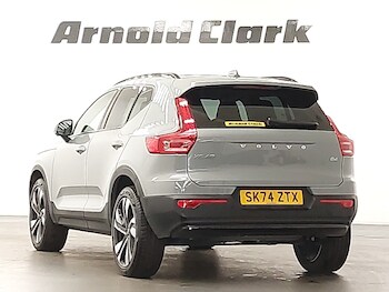 Used Volvo XC40 2024 for sale - 75988877: Photo