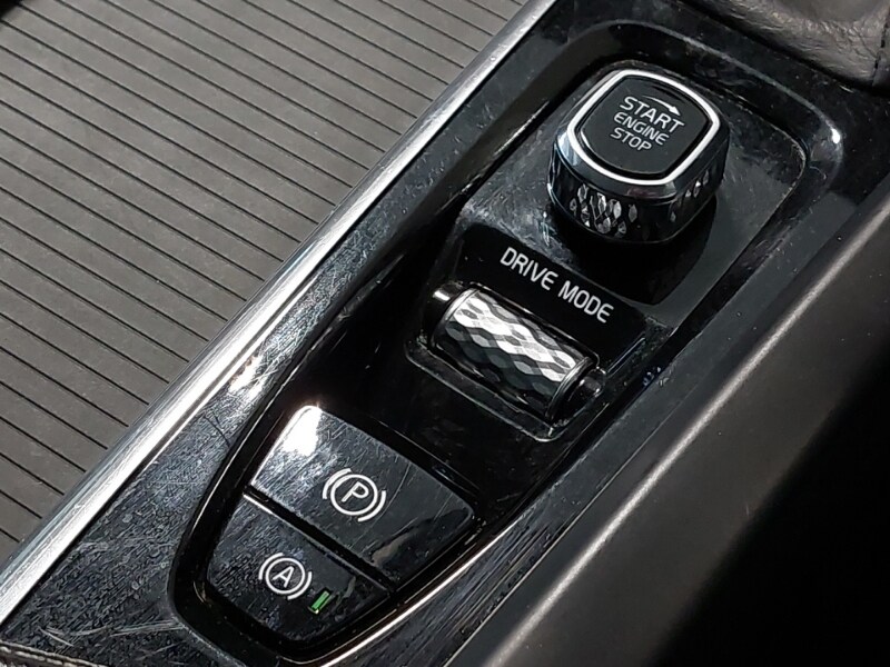 Used Volvo XC60 2018 for sale - 77664014: Photo 15