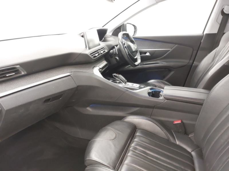 Used Peugeot 3008 2017 for sale - 76834273: Photo 5