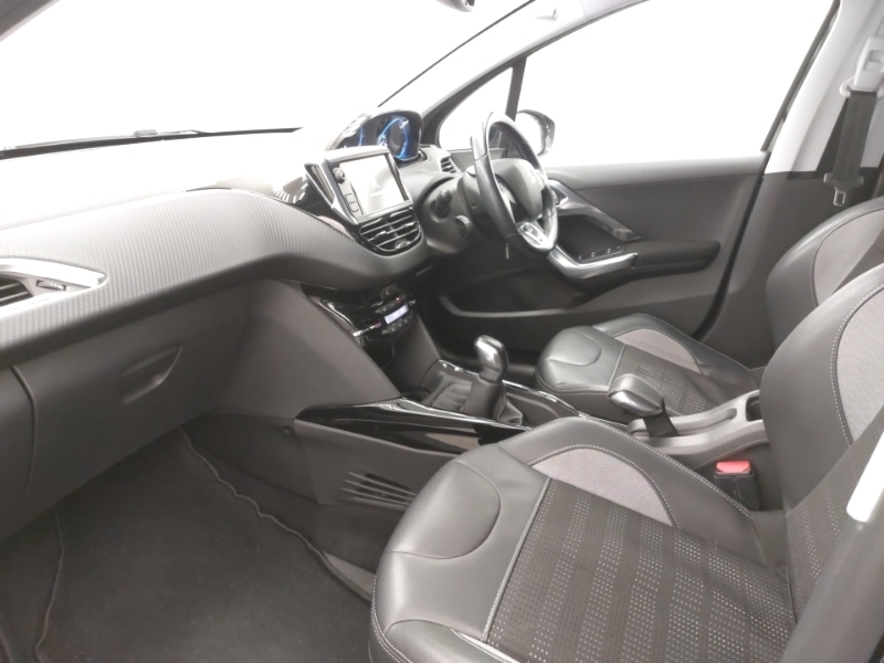 Used Peugeot 2008 2016 for sale - 76397533: Photo 5