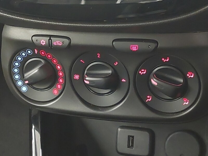 Used Vauxhall ADAM 2018 for sale - 77338369: Photo 16