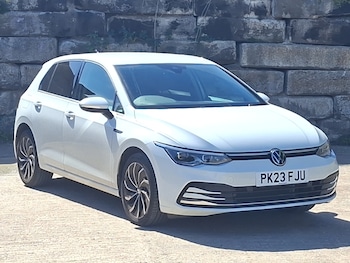 Used Volkswagen Golf 2023 for sale - 78998392: Photo