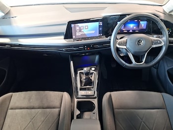 Used Volkswagen Golf 2023 for sale - 78998392: Photo