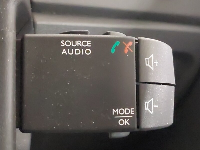 Used Renault Captur 2019 for sale - 78079734: Photo 17