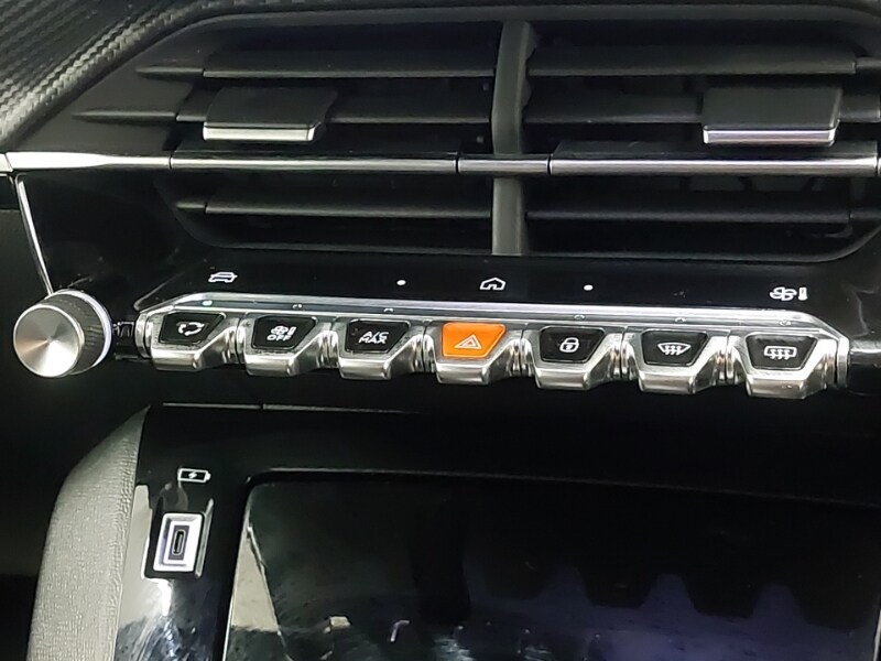 Used Peugeot 2008 2025 for sale - 78054825: Photo 16