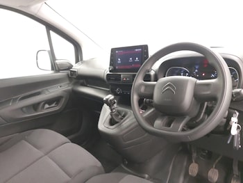 Used Citroen Berlingo 2023 for sale - 78595314: Photo