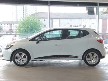 Used Renault Clio 2016 for sale - 74951877: Photo