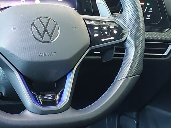 Used Volkswagen Golf 2023 for sale - 75599878: Photo 11