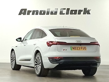 Used Audi Q8 2023 for sale - 79425023: Photo