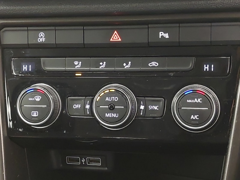 Used Volkswagen T-Roc 2018 for sale - 77466682: Photo 15