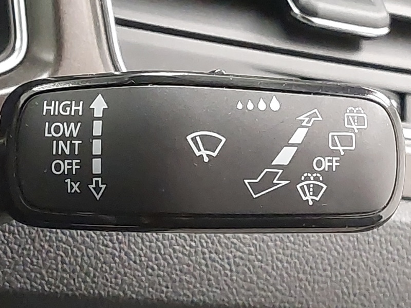 Used Volkswagen T-Roc 2018 for sale - 77466682: Photo 17