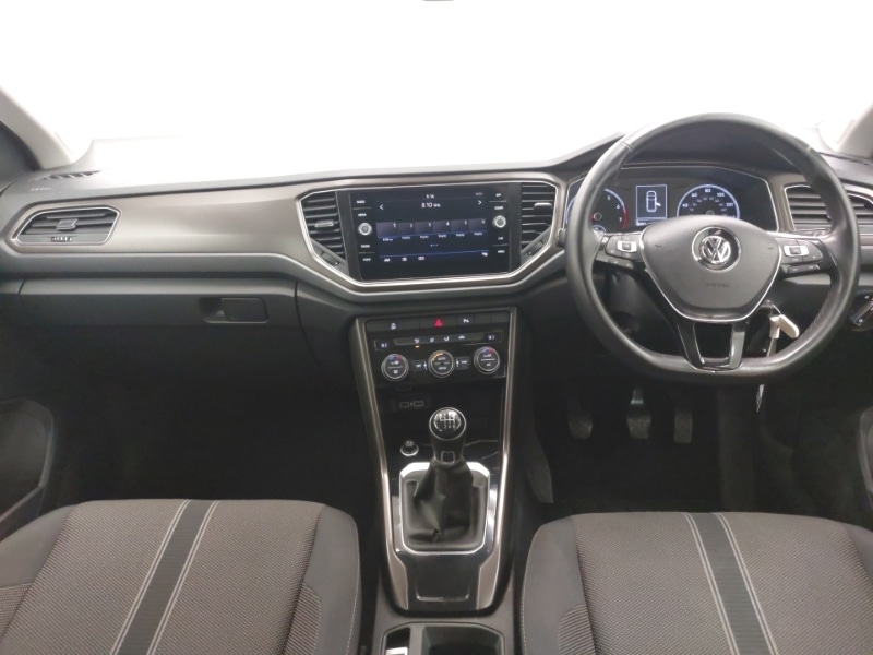 Used Volkswagen T-Roc 2018 for sale - 77466682: Photo 2