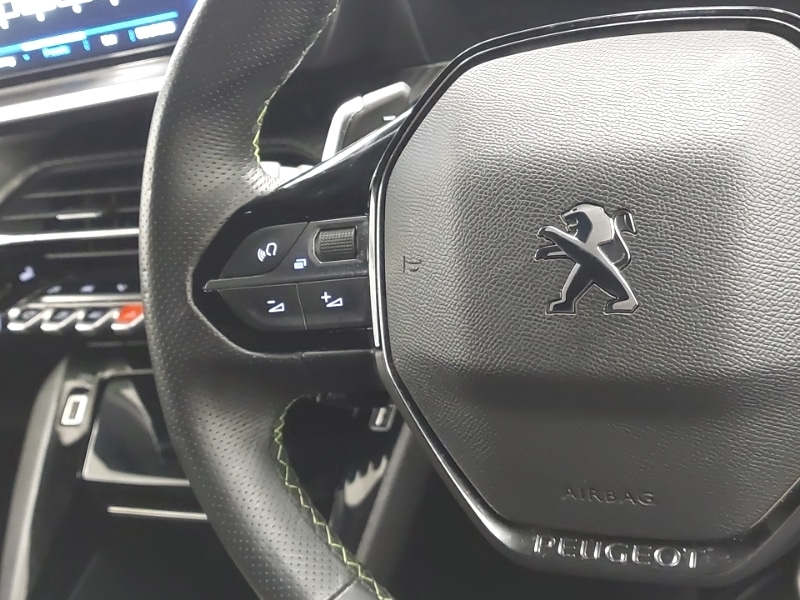 Used Peugeot 2008 2021 for sale - 76335775: Photo 11