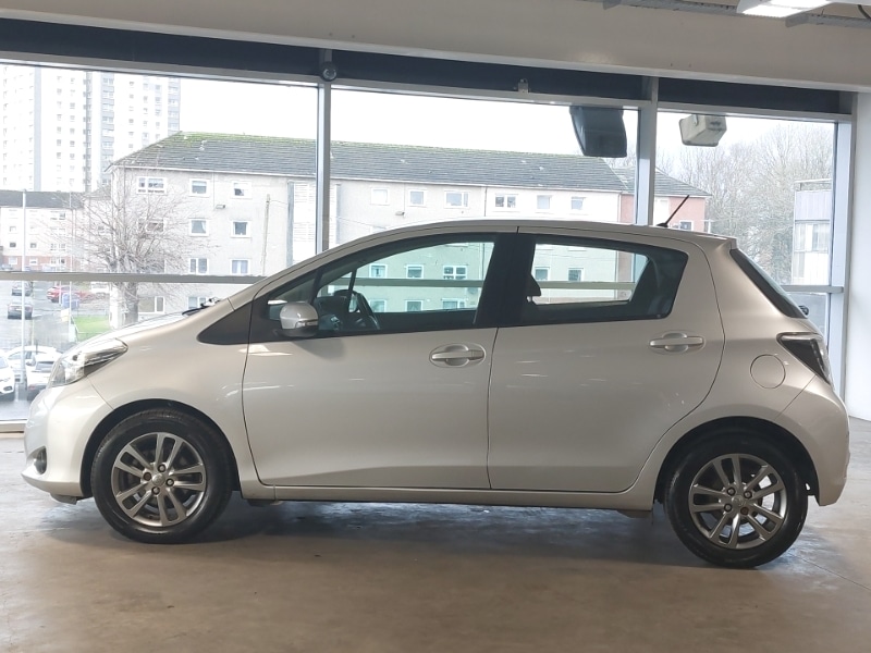 Used Toyota Yaris 2014 for sale - 76987356: Photo 4