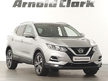 Used Nissan Qashqai 2017 for sale - 76880055: Photo