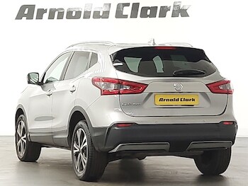 Used Nissan Qashqai 2017 for sale - 76880055: Photo