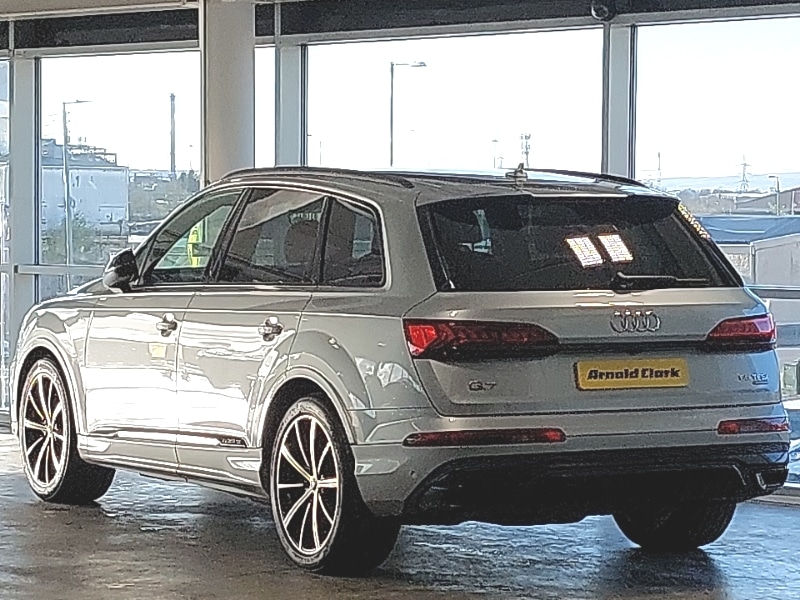 Used Audi Q7 2022 for sale - 76737054: Photo 3