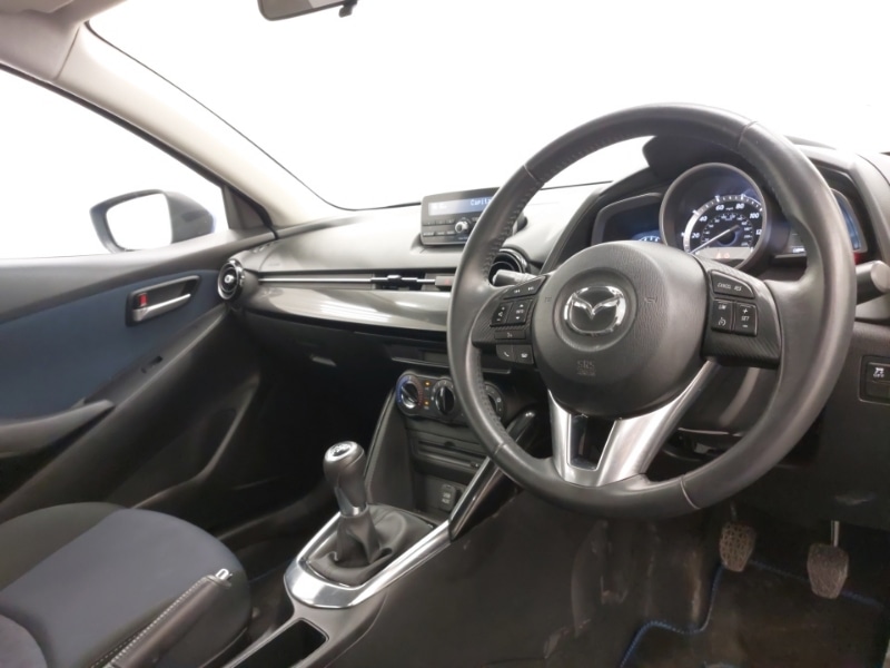 Used Mazda Mazda2 2016 for sale - 76651589: Photo 18