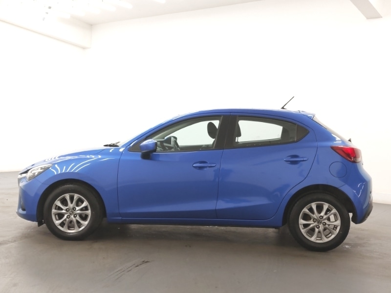 Used Mazda Mazda2 2016 for sale - 76651589: Photo 4