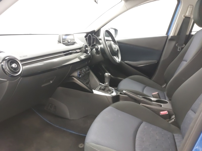 Used Mazda Mazda2 2016 for sale - 76651589: Photo 5