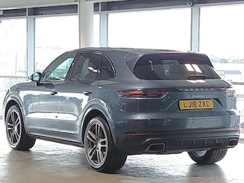 Used Porsche Cayenne 2018 for sale - 78169719: Photo