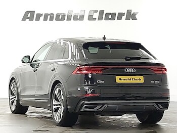 Used Audi Q8 2022 for sale - 77251907: Photo
