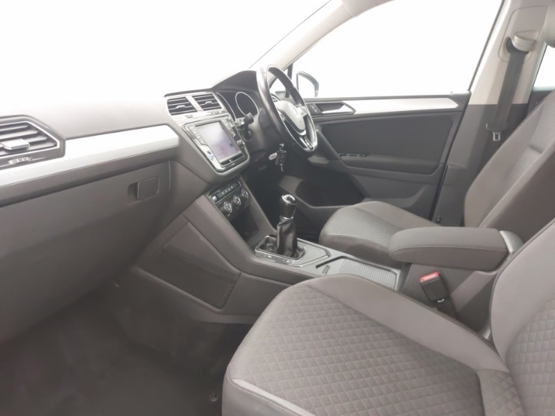 Used Volkswagen Tiguan 2017 for sale - 77491517: Photo 5