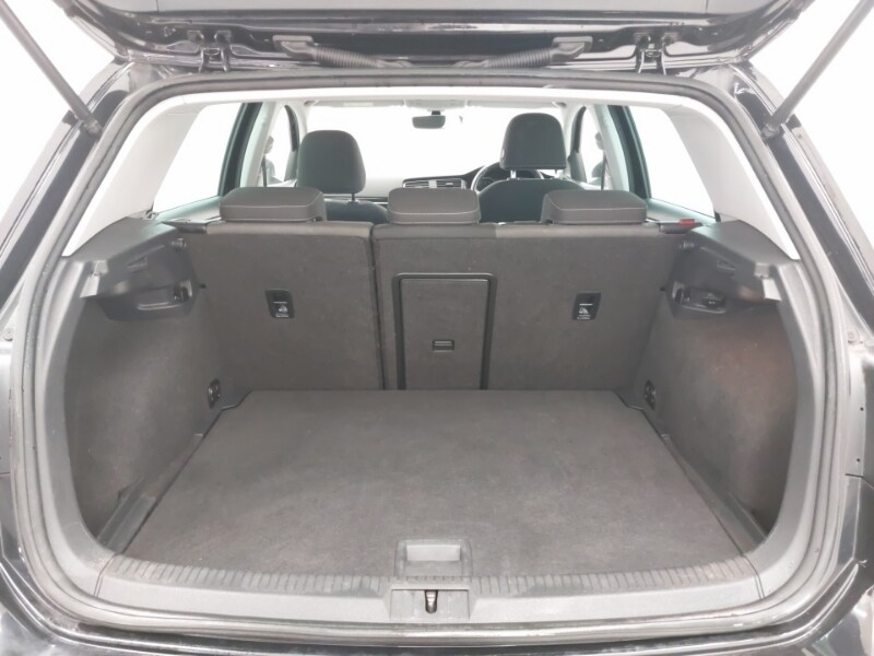 Used Volkswagen Golf 2017 for sale - 77189733: Photo 8